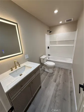 $870,000 | 11306 Rosecrans Avenue, Norwalk, CA 90650