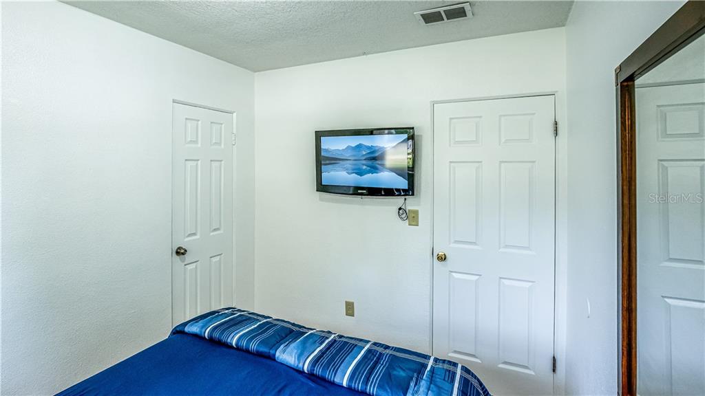 2721 Raeford Road Orlando, FL 32806 - Photo 16 of 39