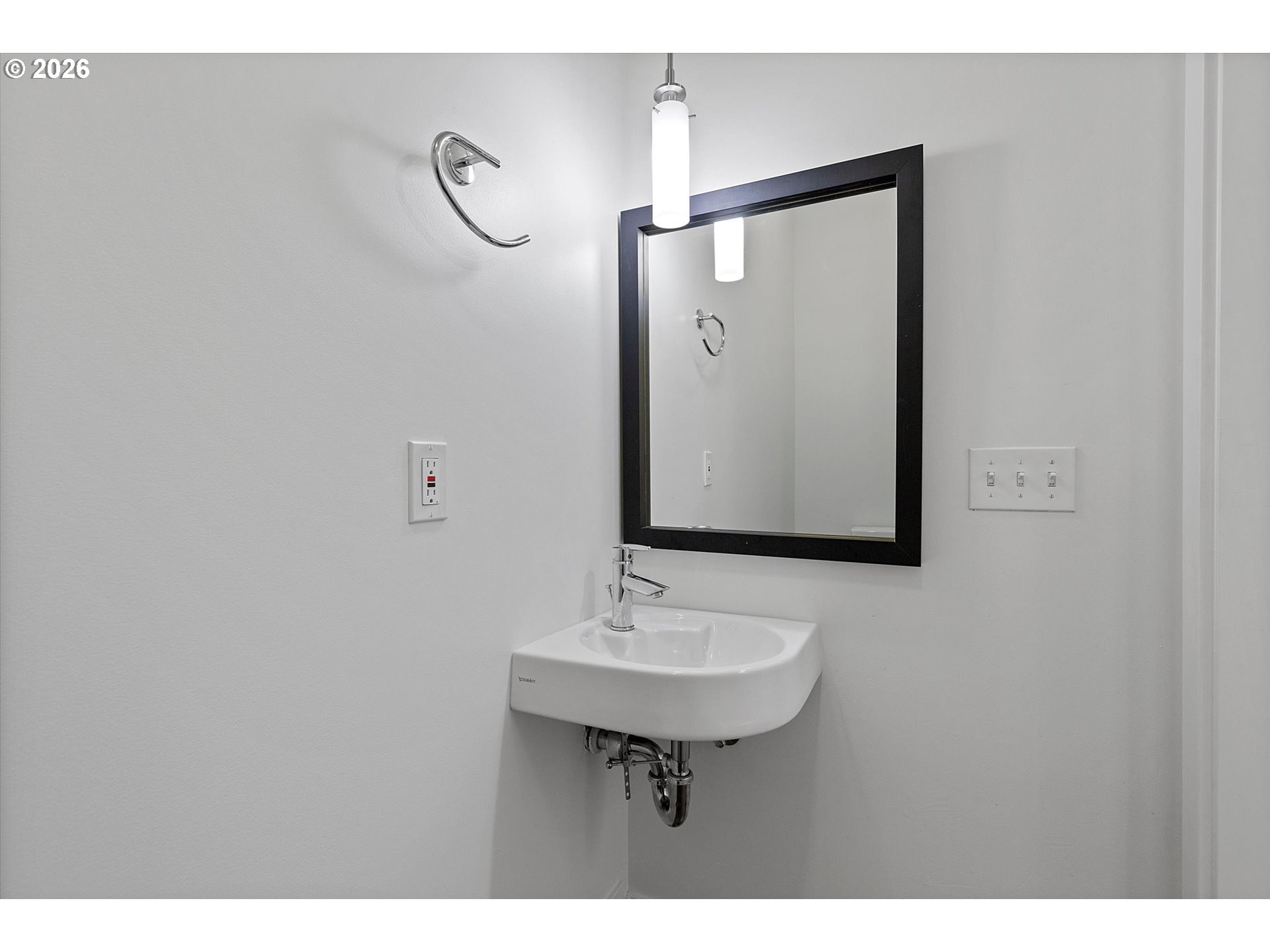1728 Northwest Riverscape Street Portland, OR 97209 - Photo 12 of 44