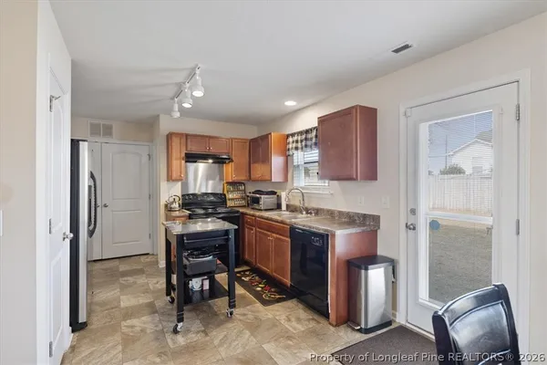 $279,900 | 110 Greenwich Court, Dunn, NC 28334