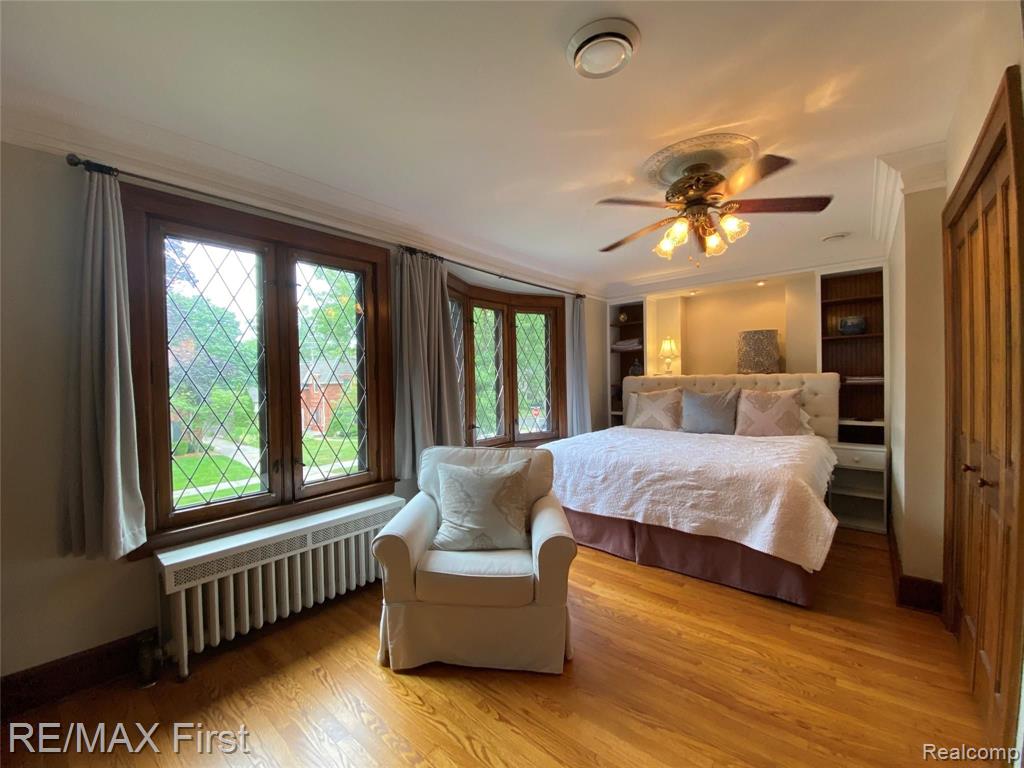 240 Fisher Road Grosse Pointe Farms, MI 48230 - Photo 20 of 54