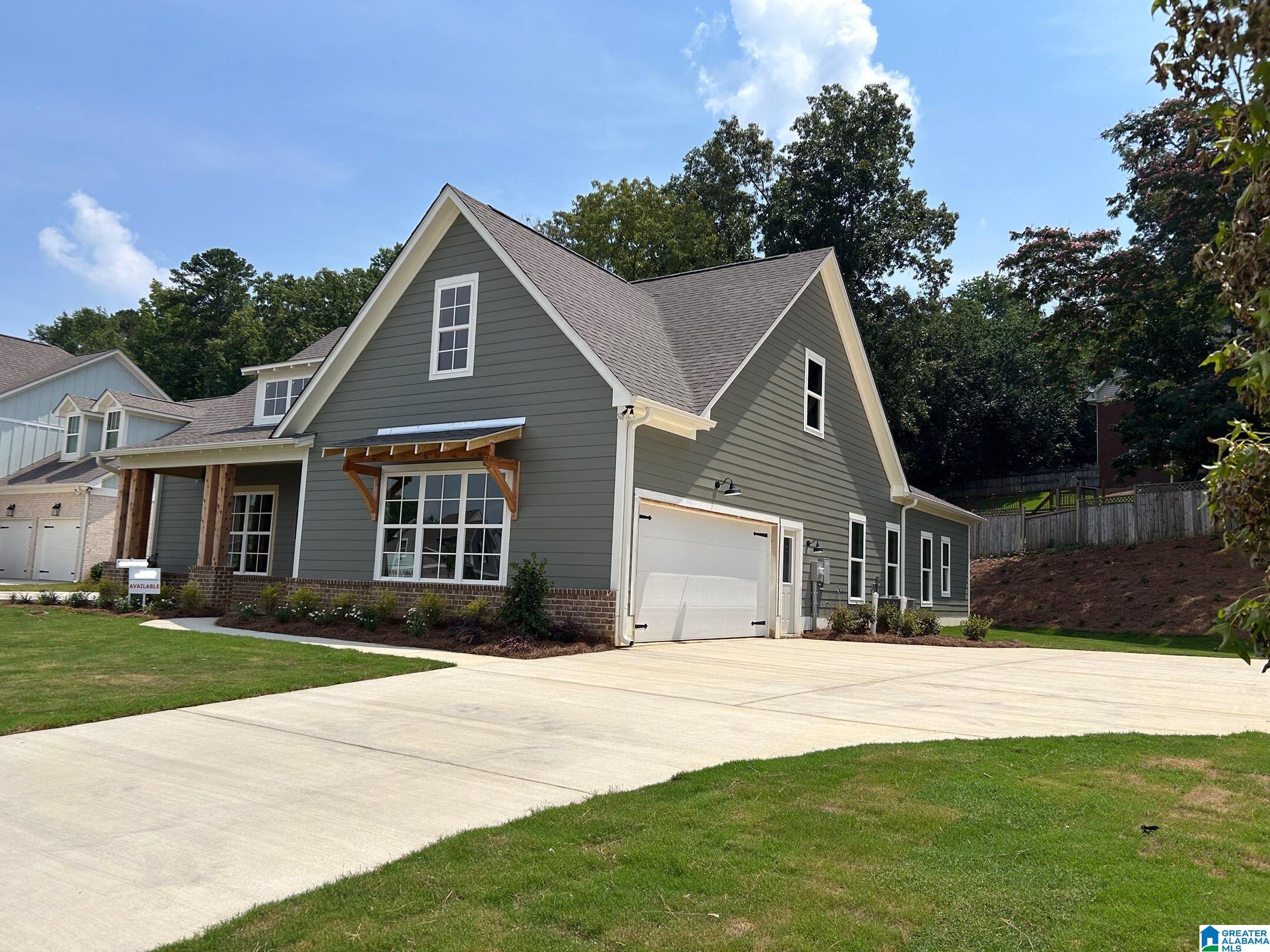 493 Ramsgate Drive Alabaster, AL 35114 - Photo 2 of 29
