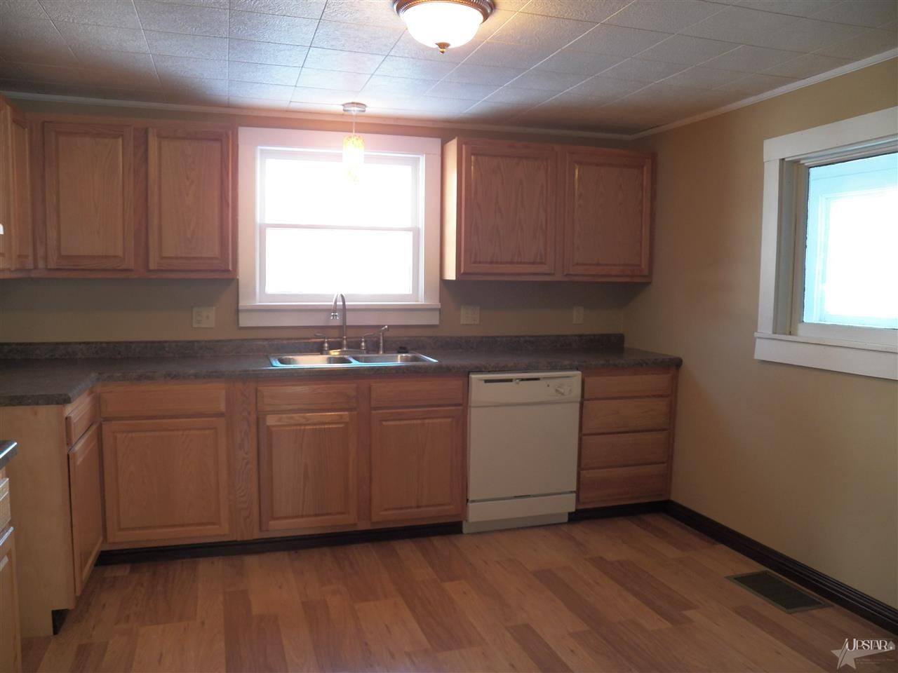 230 North 7th Street Decatur, IN 46733 - Photo 12 of 30