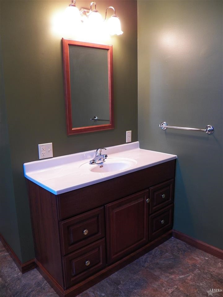 230 North 7th Street Decatur, IN 46733 - Photo 17 of 30