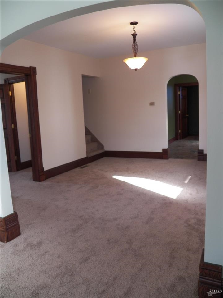 230 North 7th Street Decatur, IN 46733 - Photo 4 of 30