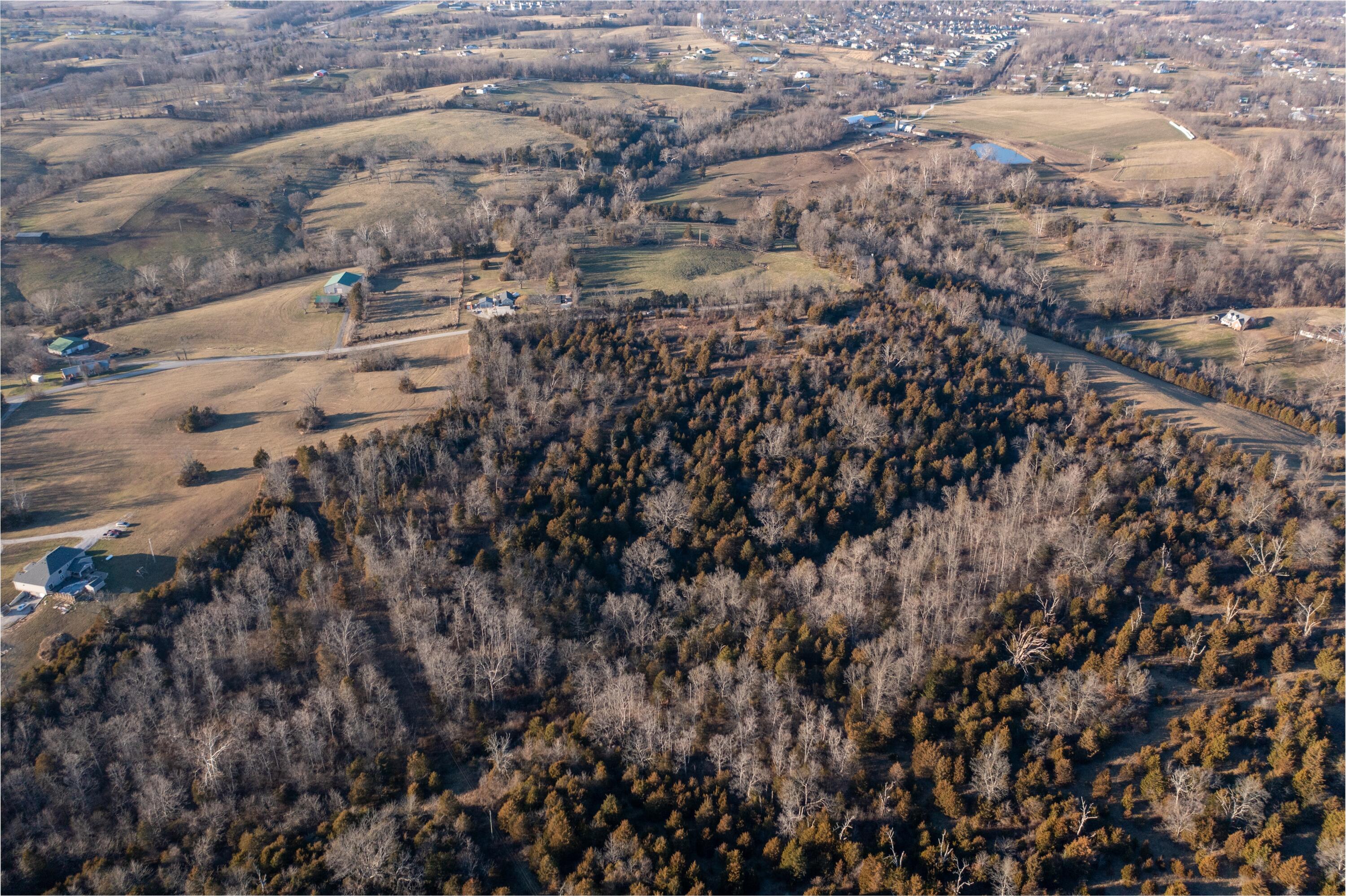 12 Pumphouse Road Lawrenceburg, KY 40342 - Photo 23 of 37 .