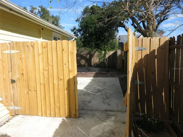 $1,250 | 8113 North Rome Avenue, Tampa, FL 33604