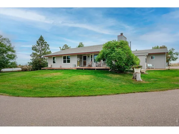 $897,500 | 50950 East 32nd Avenue, Bennett, CO 80102