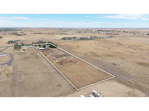$897,500 | 50950 East 32nd Avenue, Bennett, CO 80102