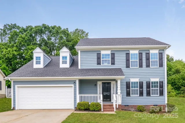 front view of house with a yard