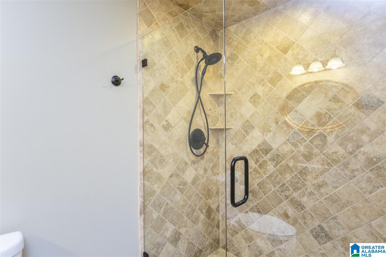 2050 Lancaster Road Birmingham, AL 35209 - Photo 13 of 44