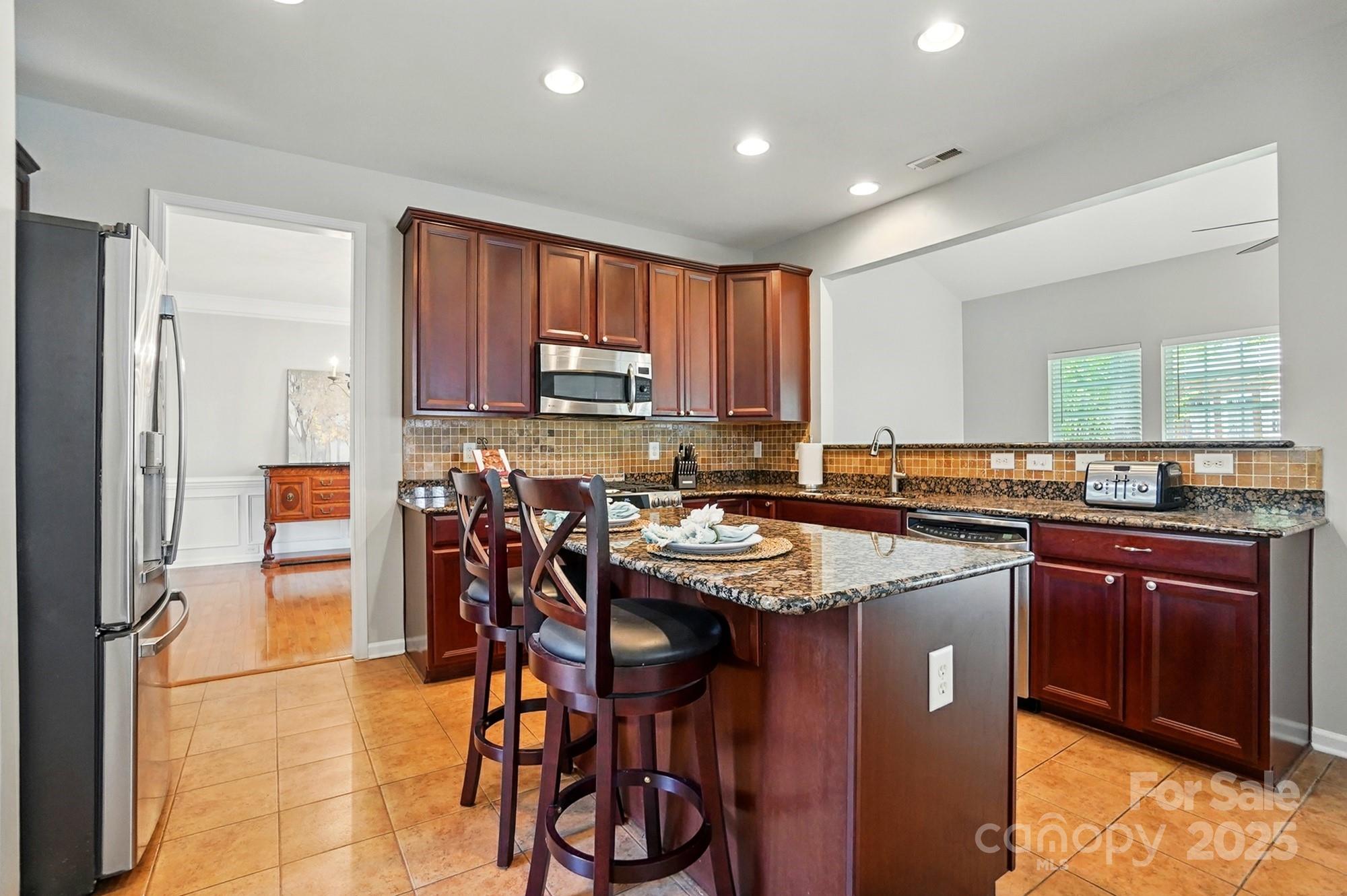 415 Glandon Court Fort Mill, SC 29708 - Photo 9 of 40 Gallery Image 9