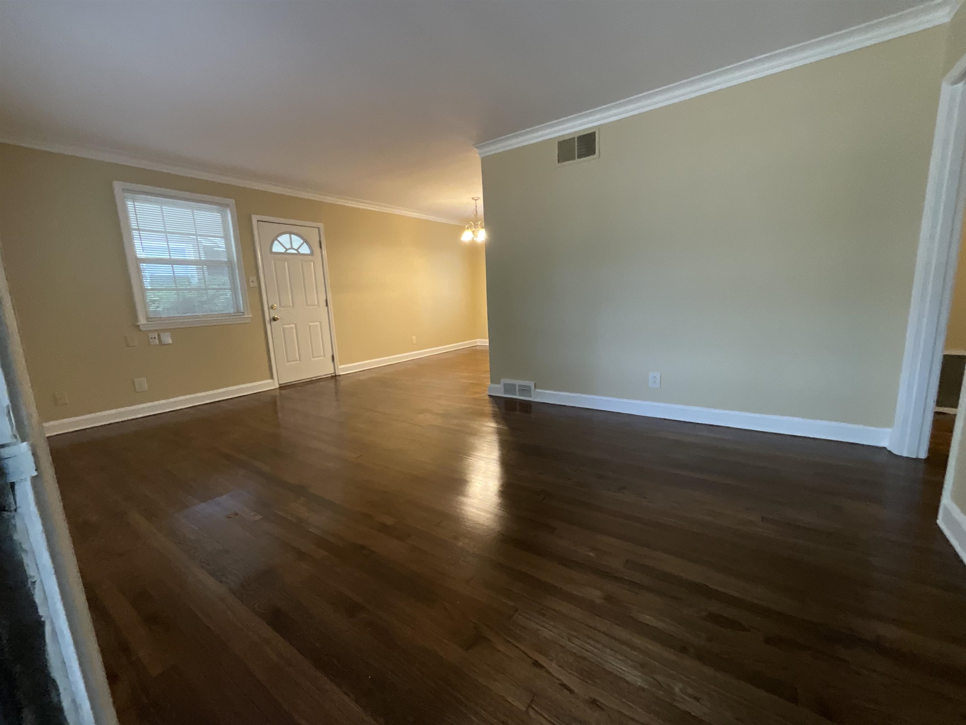 4980 Sequoia Road Memphis, TN 38117 - Photo 2 of 10