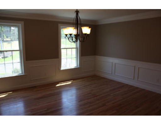 39 Sandy Ridge Road Sterling, MA 01564 - Photo 3 of 15 Gallery Image 3