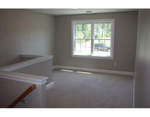 39 Sandy Ridge Road Sterling, MA 01564 - Photo 8 of 15 Gallery Image 8