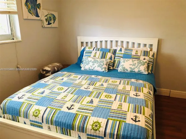 $5,500 | 881 Ocean Drive, Unit TH7, Key Biscayne, FL 33149