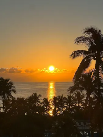 $5,500 | 881 Ocean Drive, Unit TH7, Key Biscayne, FL 33149