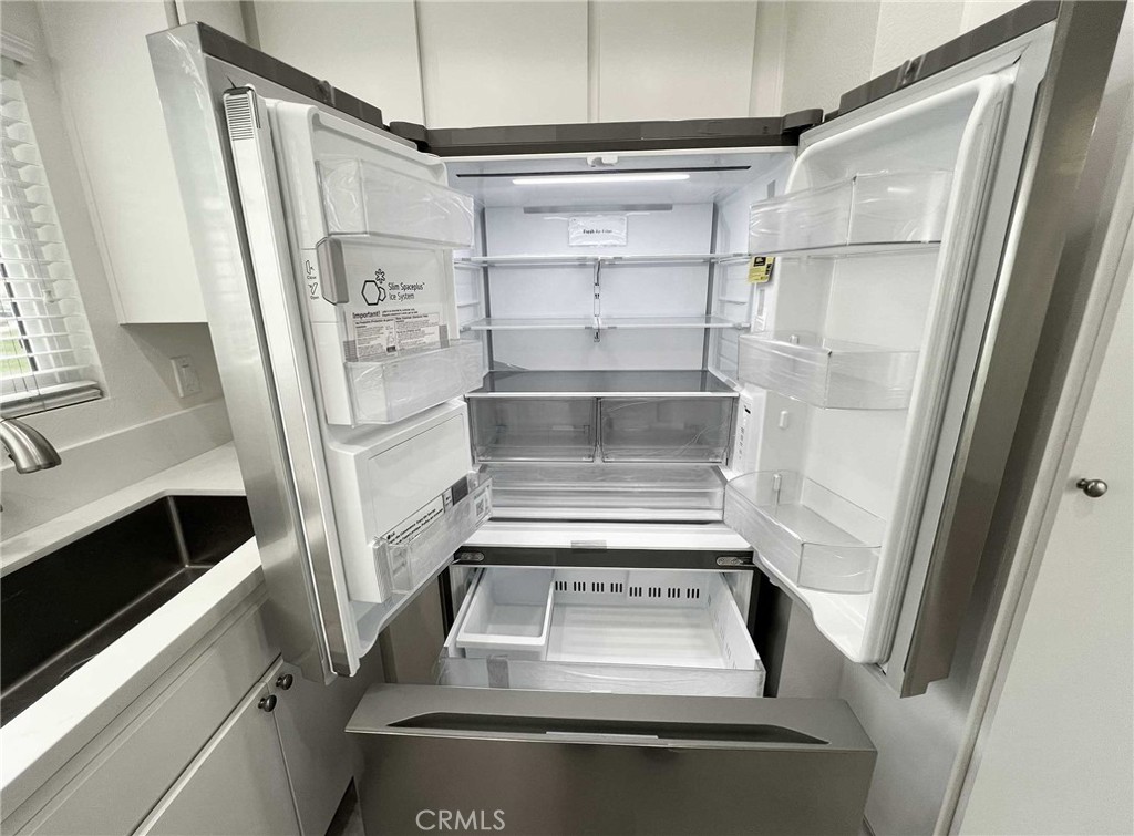 257 Huntington Irvine, CA 92620 - Photo 11 of 28 Brand new french door refrigerator