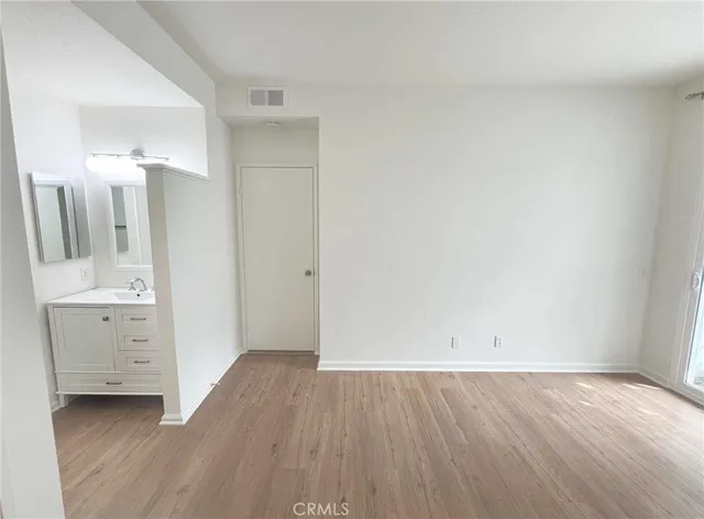 $3,300 | 257 Huntington, Irvine, CA 92620