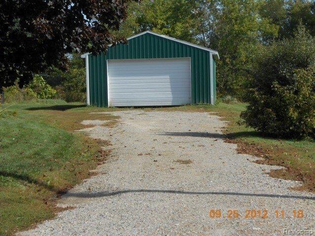 9156 Rattle Run Road Columbus, MI 48063 - Photo 4 of 16 DSCN6477.JPG