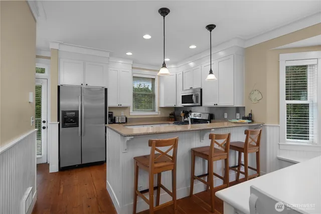 $1,190,000 | 91 Compass Street, Pacific Beach, WA 98571