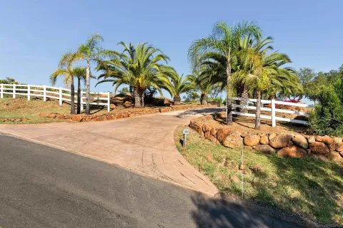 $1,995,000 | 19185 Via Cuesta, Ramona, CA 92065