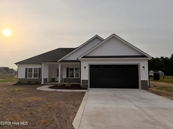 $299,899 | 3731 Chatsworth Drive, La Grange, NC 28551