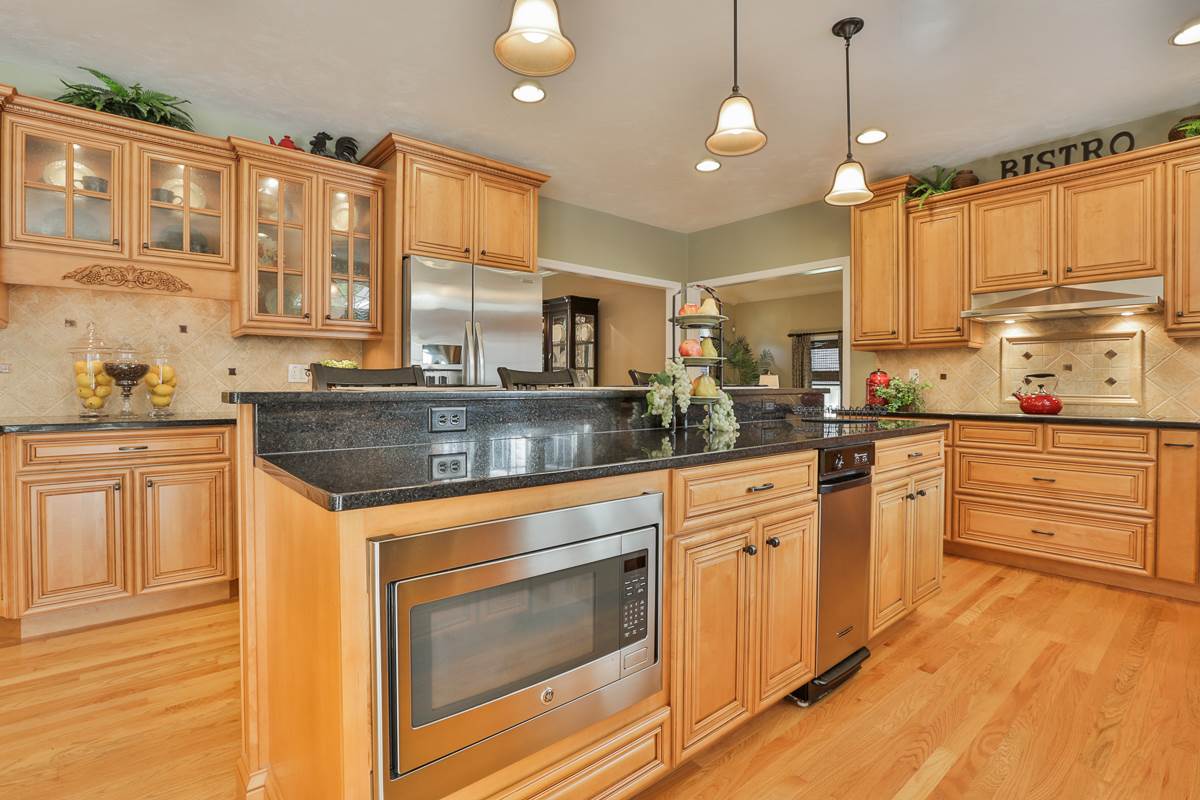 33 Duston Road Windham, NH 03087 - Photo 16 of 40 Gallery Image 16