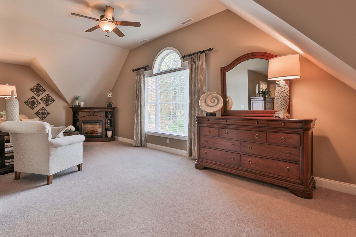 33 Duston Road Windham, NH 03087 - Photo 32 of 40 Gallery Image 32