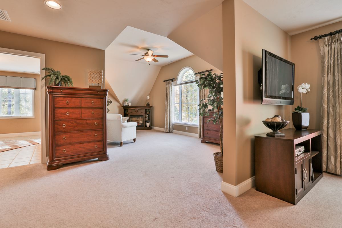 33 Duston Road Windham, NH 03087 - Photo 33 of 40 Gallery Image 33