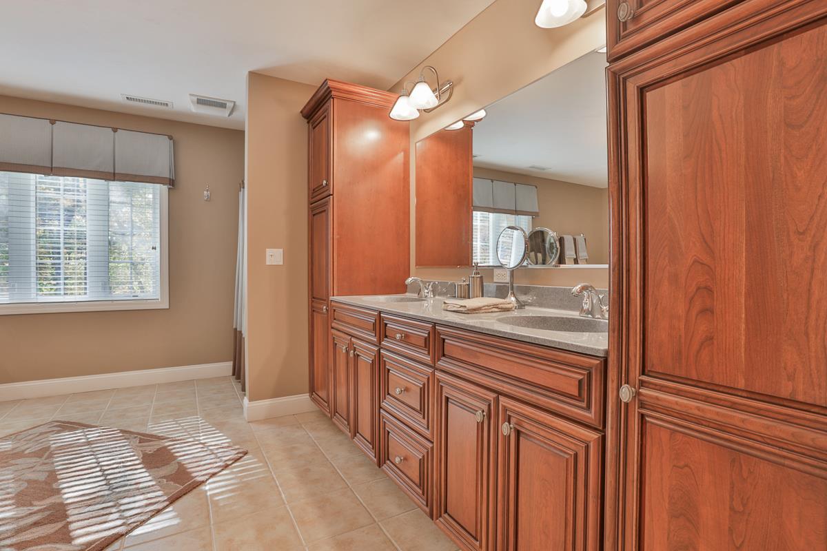 33 Duston Road Windham, NH 03087 - Photo 36 of 40 Gallery Image 36