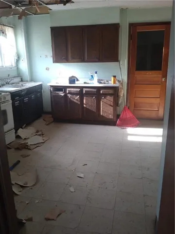 $56,900 | 852 East Avenue, Elmira, NY 14901