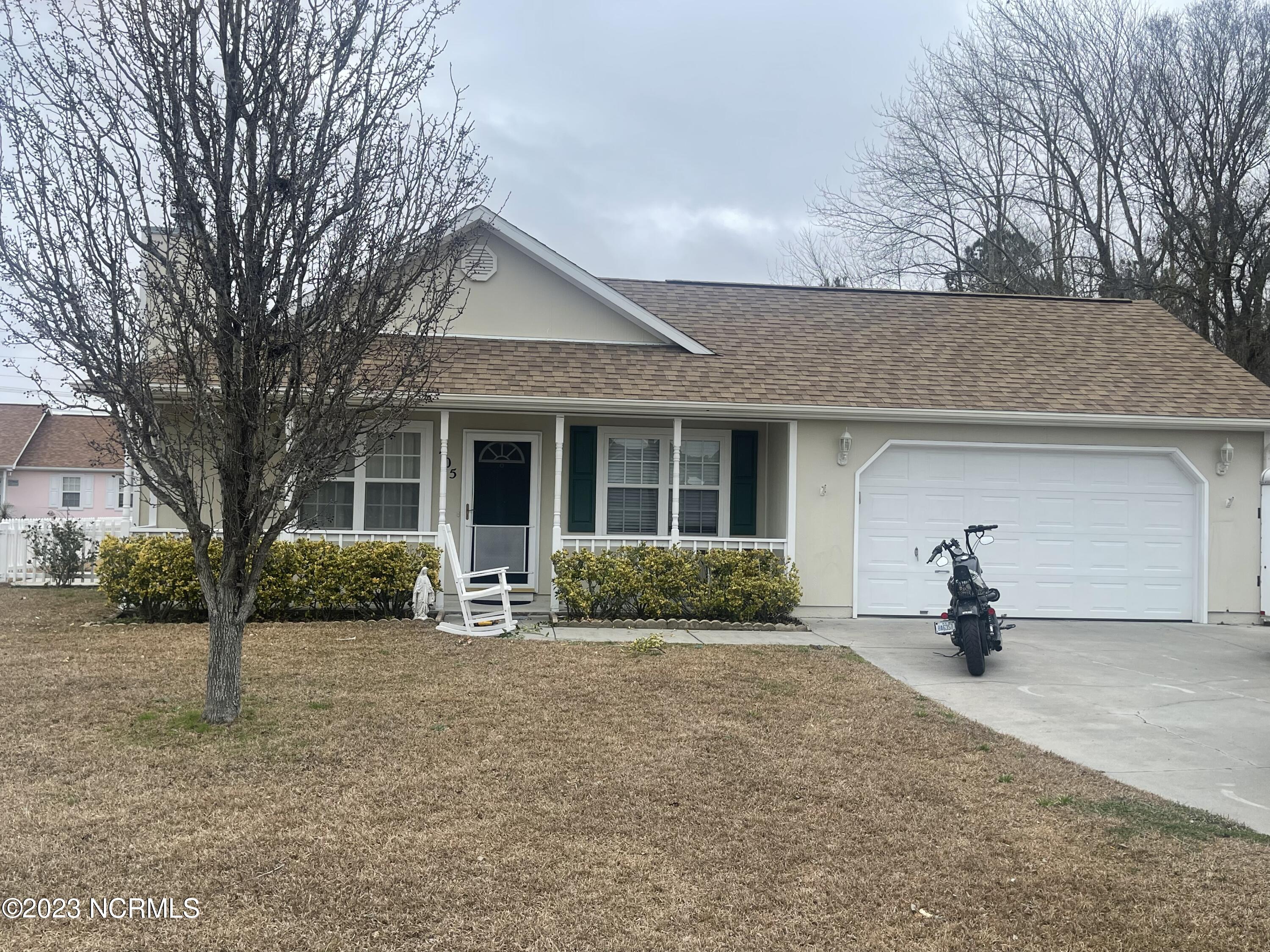 405 Sumrell Way Hubert, NC 28539 - Photo 1 of 1 016D40AE-99DB-4481-BE07-5F4293E4F158