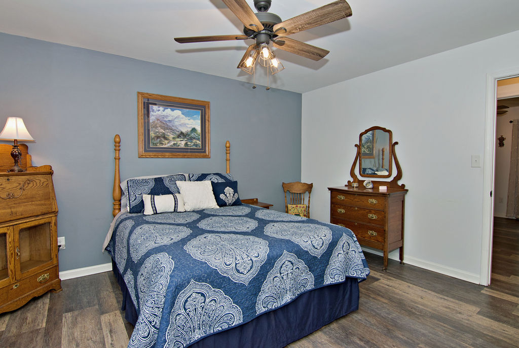 1279 Coneross Point Drive Seneca, SC 29678 - Photo 25 of 48