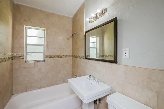 $2,470 | 16410 Northwest 20th Avenue, Miami Gardens, FL 33054