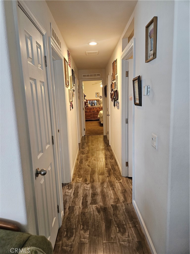 10001 West Frontage Road, Unit 211 South Gate, CA 90280 - Photo 11 of 30 Gallery Image 11