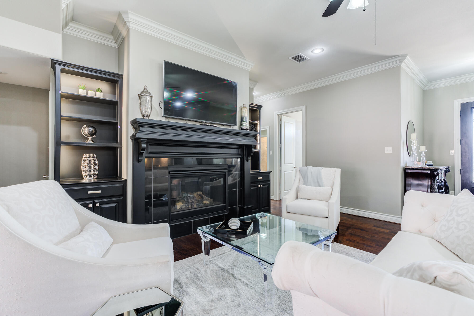 4804 120th Street Lubbock, TX 79424 - Photo 2 of 71 4804-120th-St_Lubbock-TX_17_Living-Room