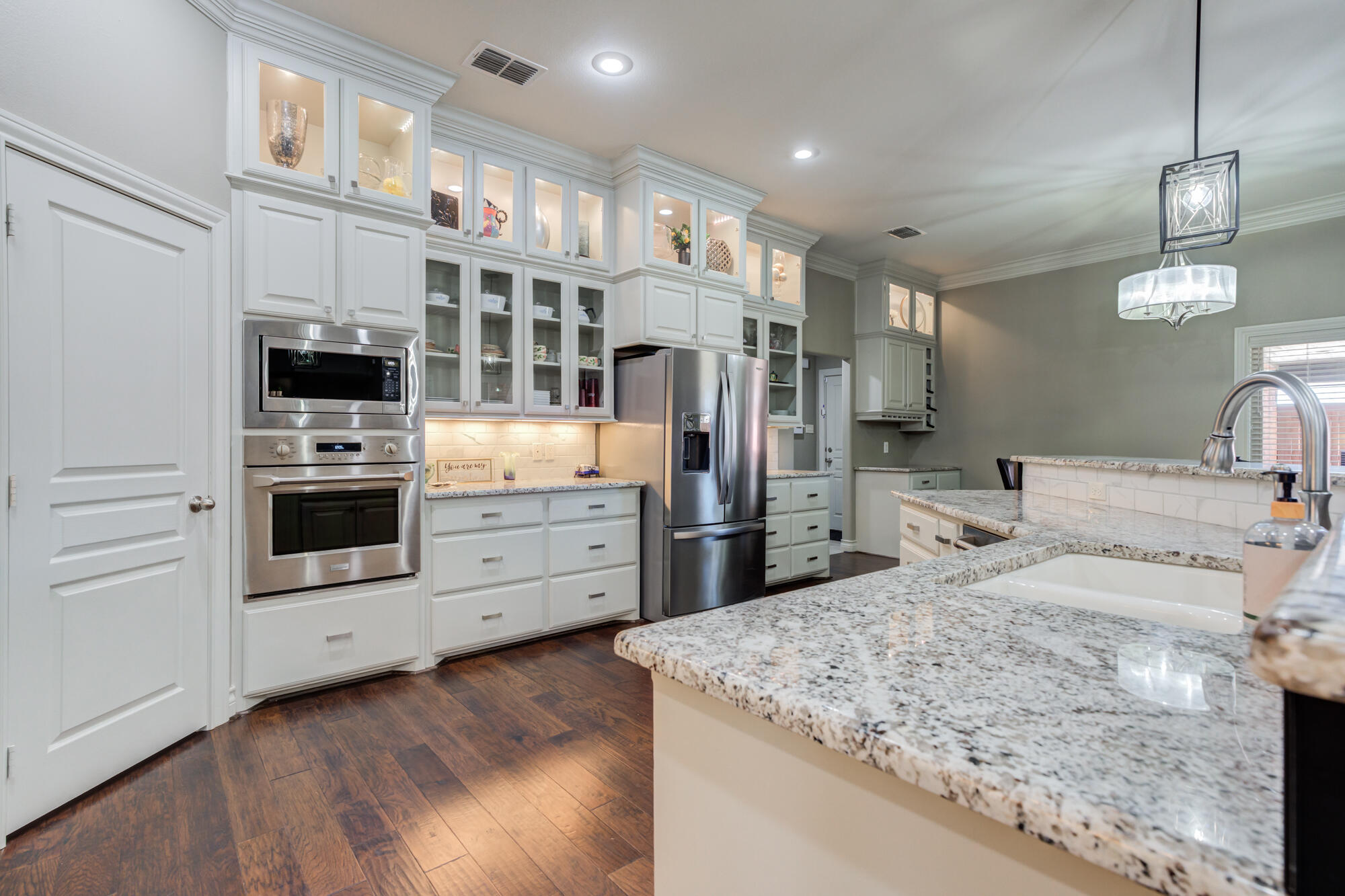 4804 120th Street Lubbock, TX 79424 - Photo 23 of 71 4804-120th-St_Lubbock-TX_21_Kitchen