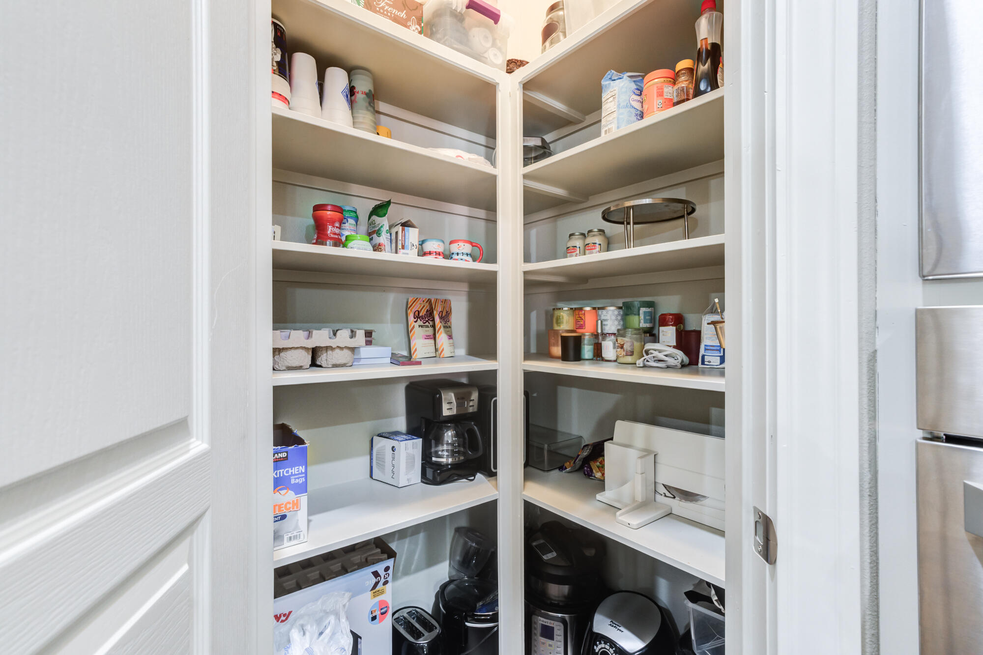 4804 120th Street Lubbock, TX 79424 - Photo 29 of 71 4804-120th-St_Lubbock-TX_27_Pantry