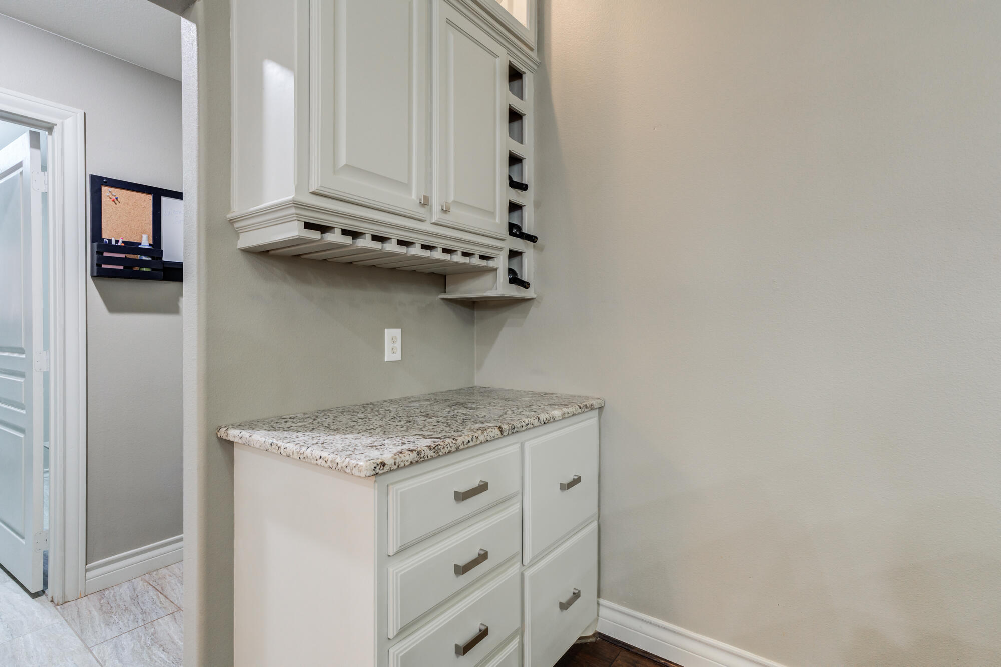 4804 120th Street Lubbock, TX 79424 - Photo 36 of 71 4804-120th-St_Lubbock-TX_34_Breakfast-No