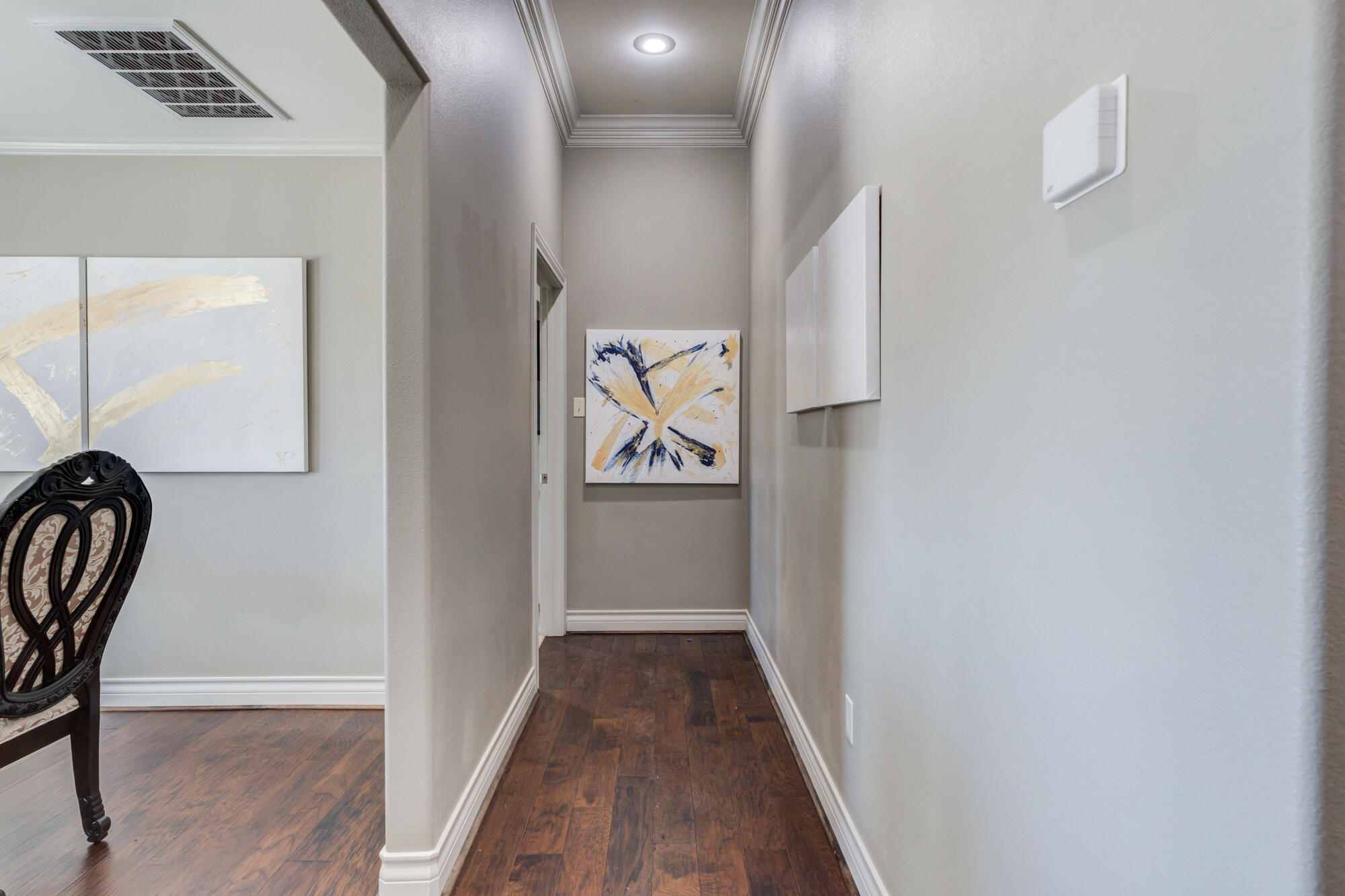 4804 120th Street Lubbock, TX 79424 - Photo 48 of 71 4804-120th-St_Lubbock-TX_49_Hallway