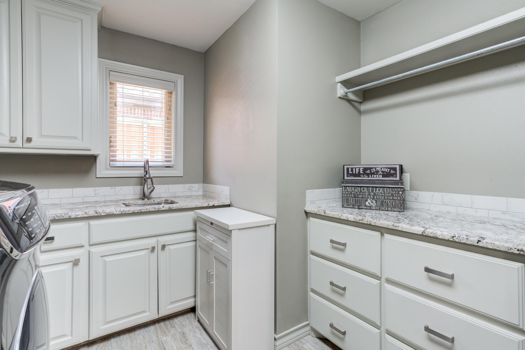 4804 120th Street Lubbock, TX 79424 - Photo 64 of 71 4804-120th-St_Lubbock-TX_37_Laundry-Room