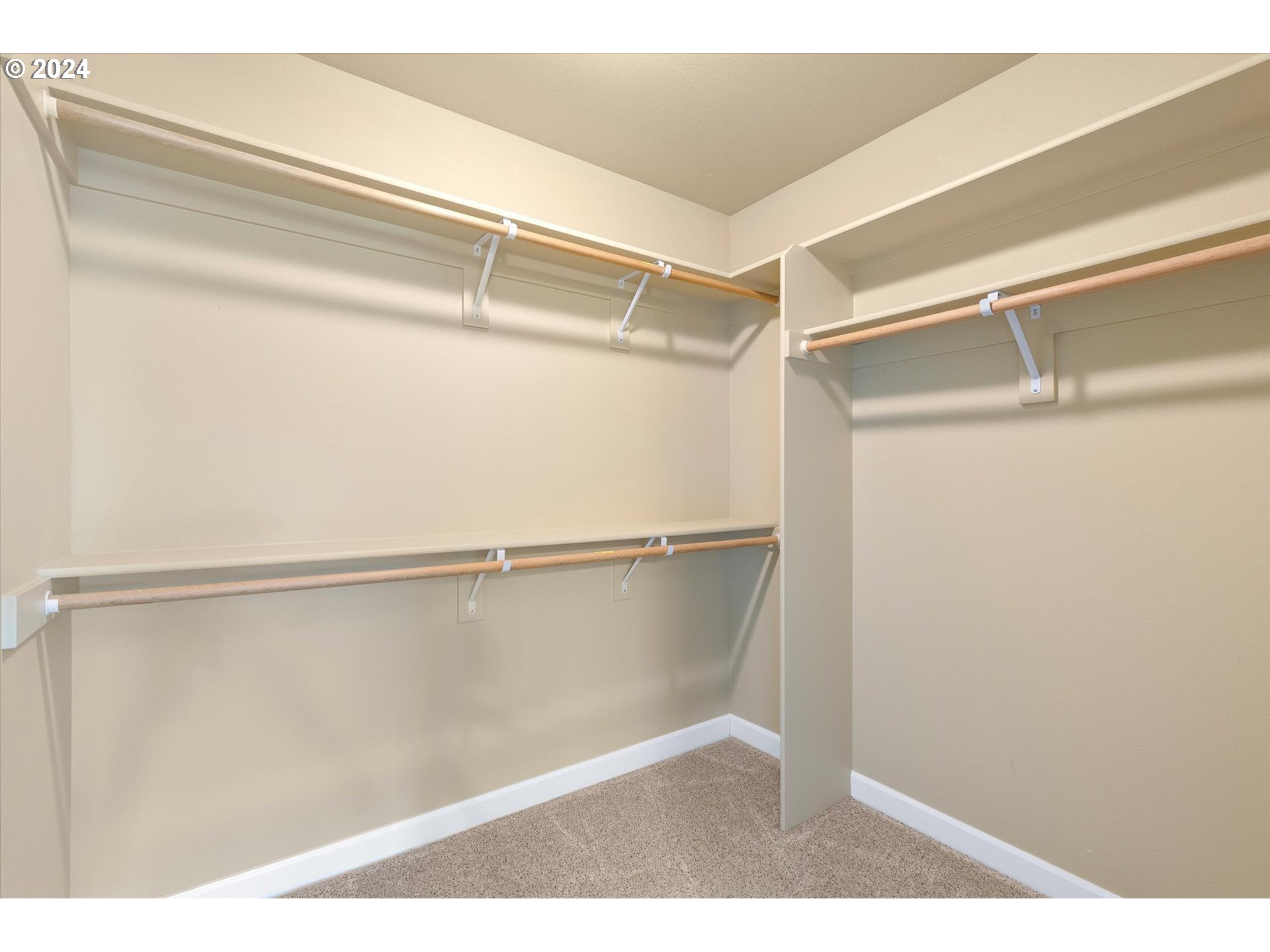 1760 South 18th Circle Ridgefield, WA 98642 - Photo 32 of 36 a view of an empty walk in closet