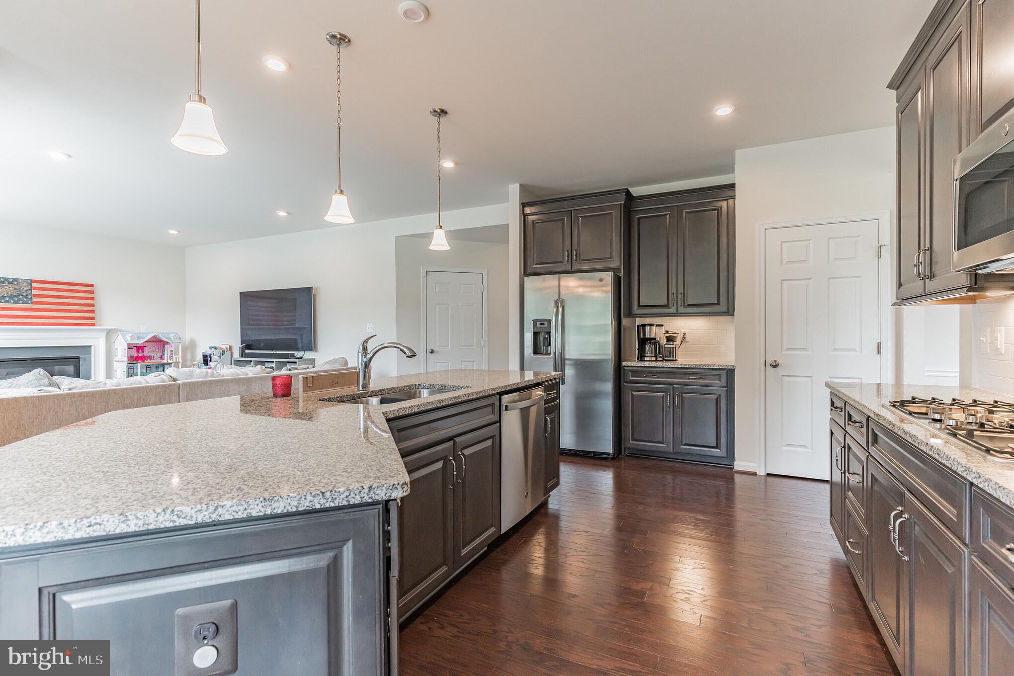 15850 Aerial View Road Woodbridge, VA 22193 - Photo 14 of 50 Gallery Image 14