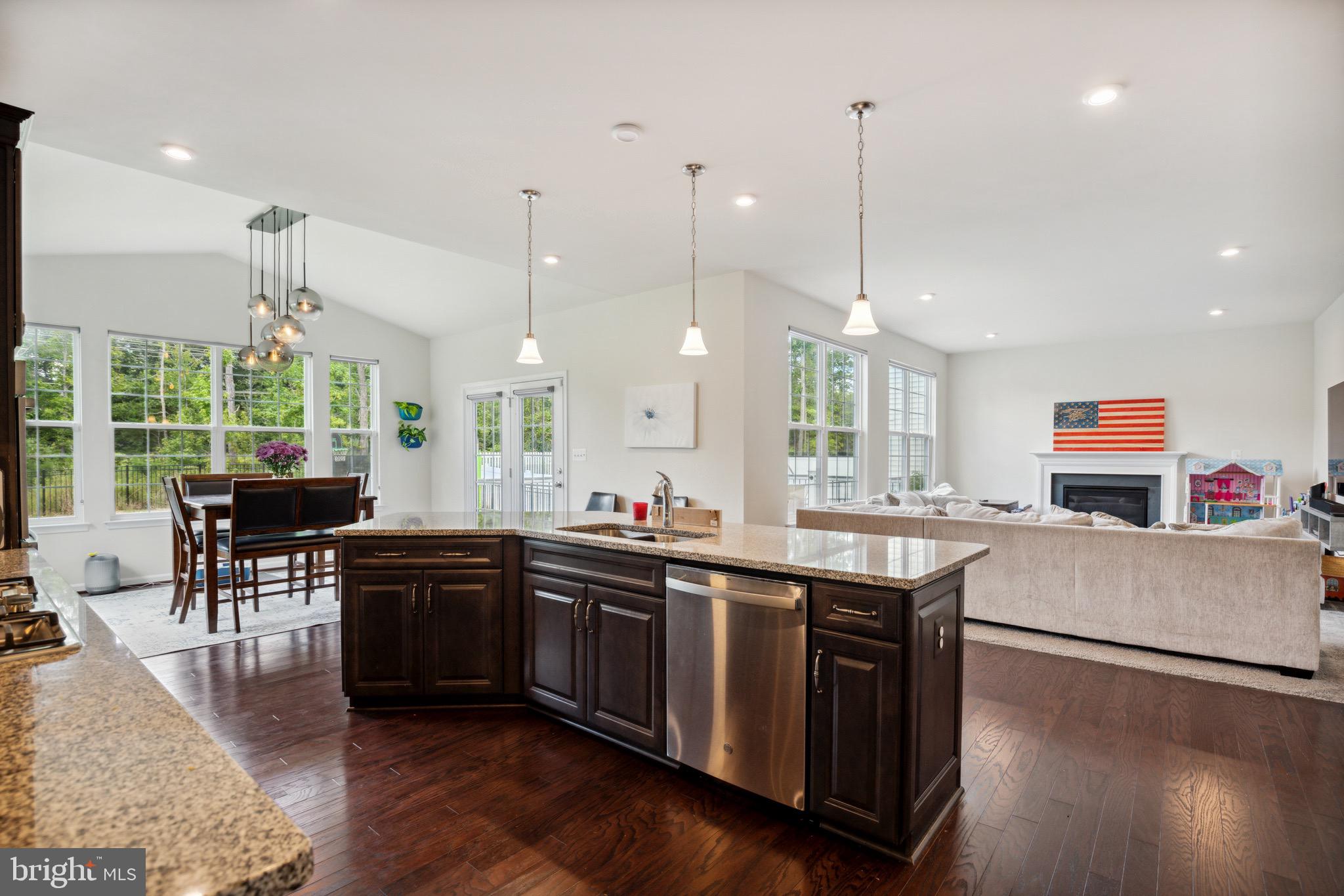 15850 Aerial View Road Woodbridge, VA 22193 - Photo 16 of 50 Gallery Image 16