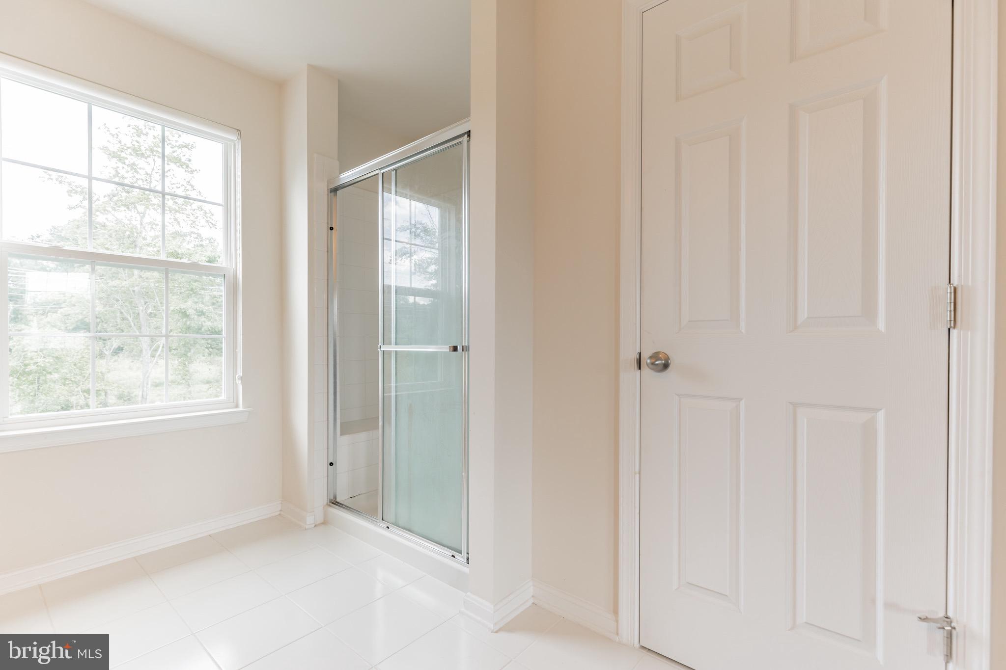 15850 Aerial View Road Woodbridge, VA 22193 - Photo 27 of 50 Master bath shower