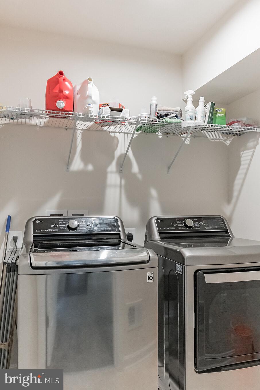 15850 Aerial View Road Woodbridge, VA 22193 - Photo 34 of 50 Washer and drier on upper level
