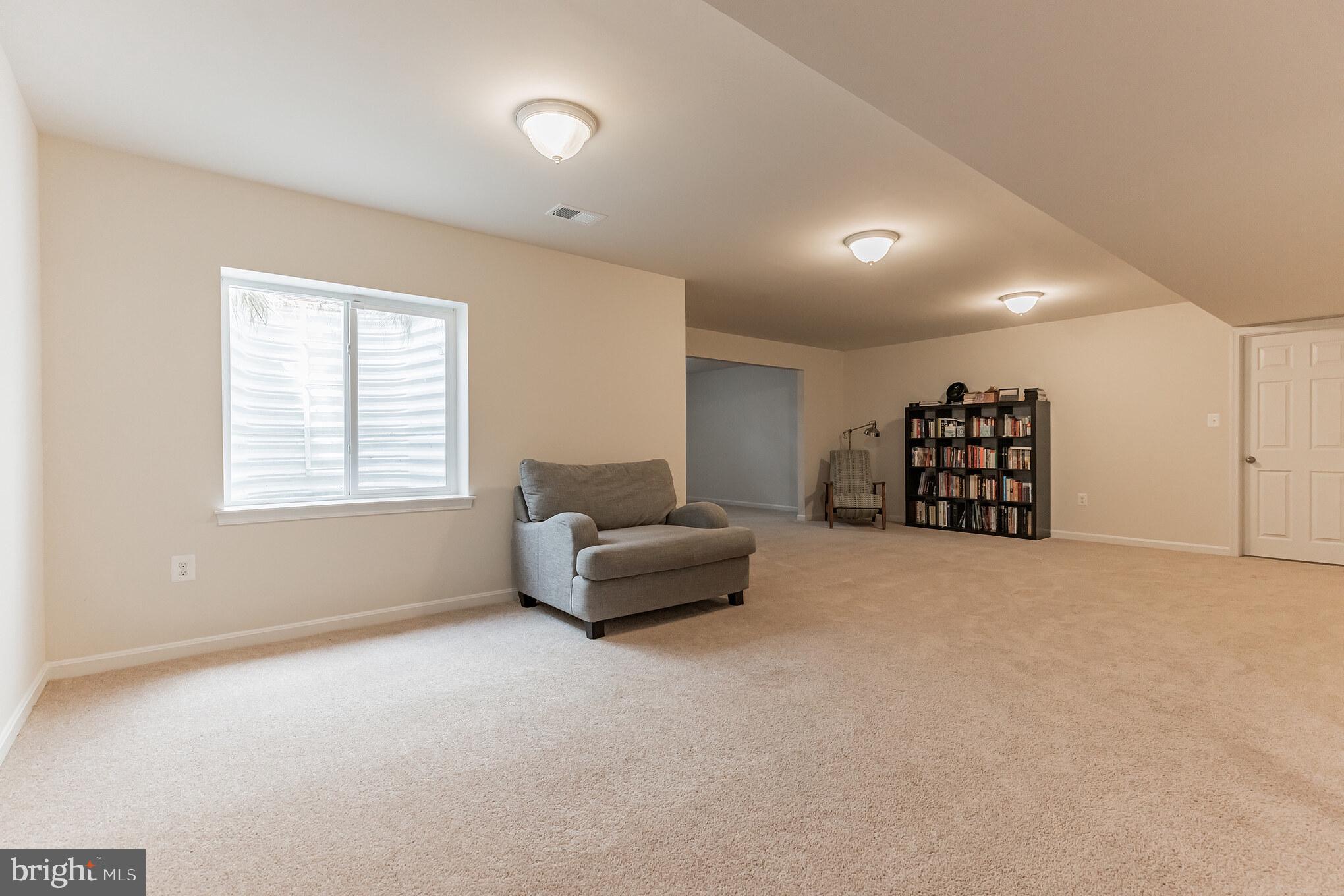 15850 Aerial View Road Woodbridge, VA 22193 - Photo 38 of 50 Gallery Image 38
