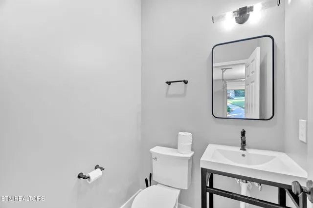 $650,000 | 1476 Darbee Drive, Morristown, TN 37814