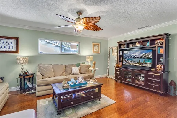 $3,300 | 952 Fairway Drive, Winter Park, FL 32792